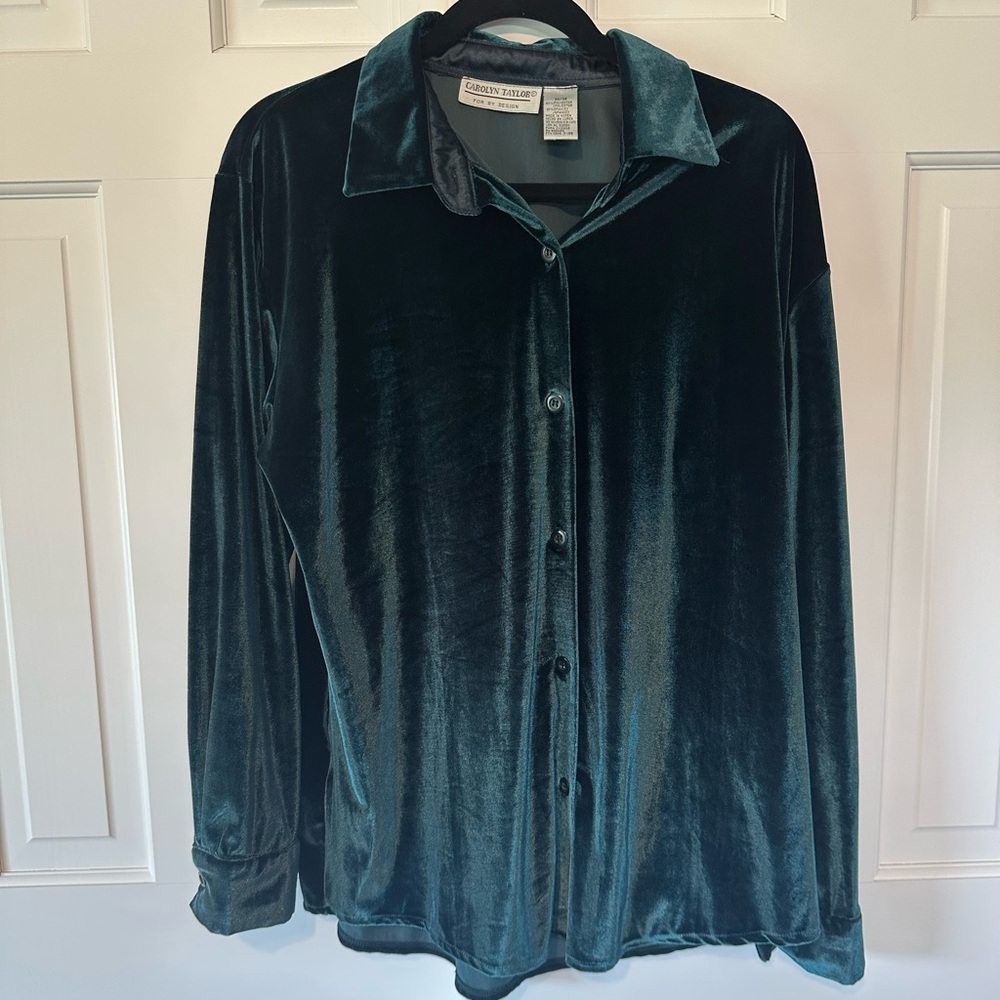 Carolyn Taylor Green Velvet Button Down Shirt- Size Medium
